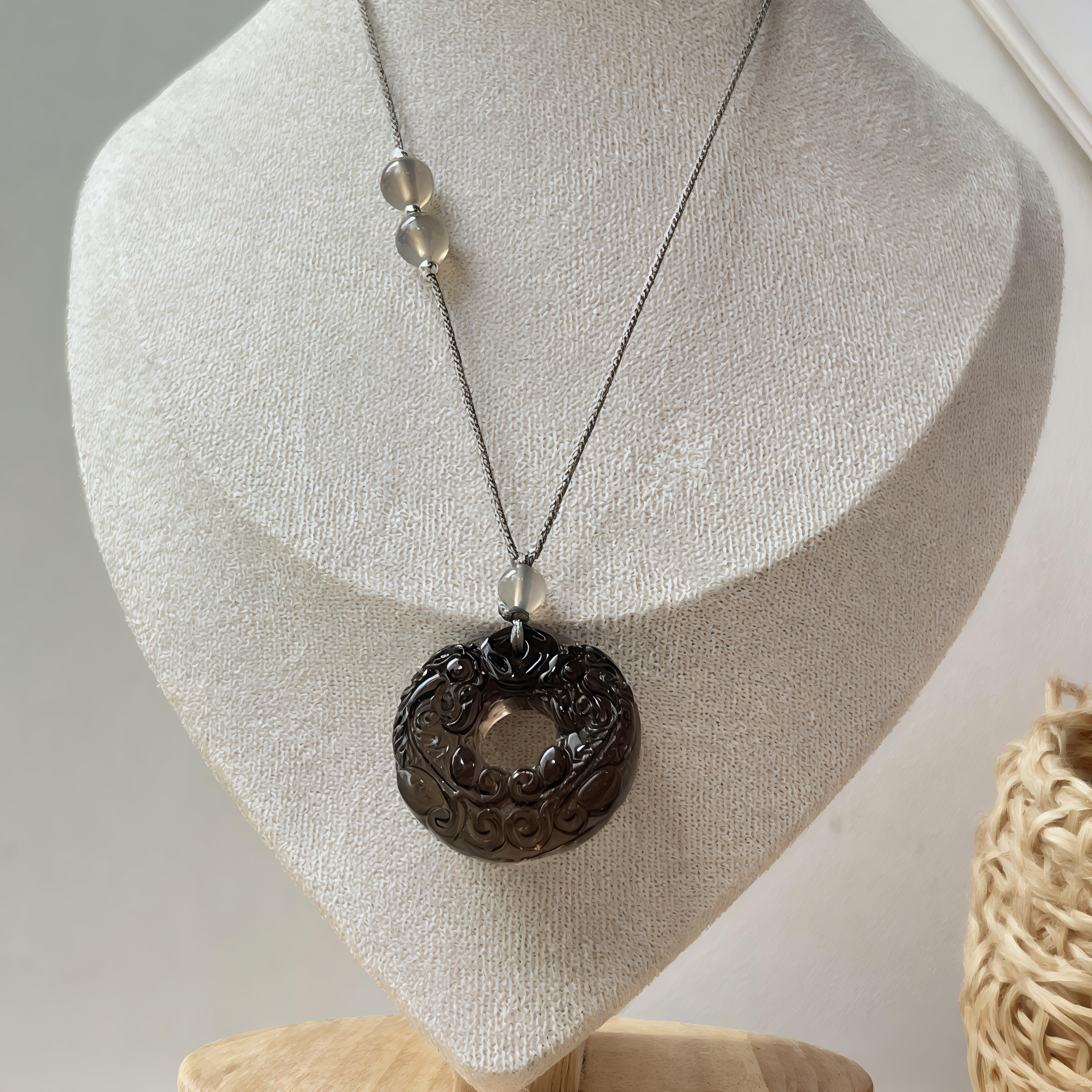 Timeless Essence Retro Natural Ore Crystal Necklace